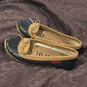 Chooka Duck Skimmer Women's Flat Slip On Rain Shoes Black/Brown, Size 6
